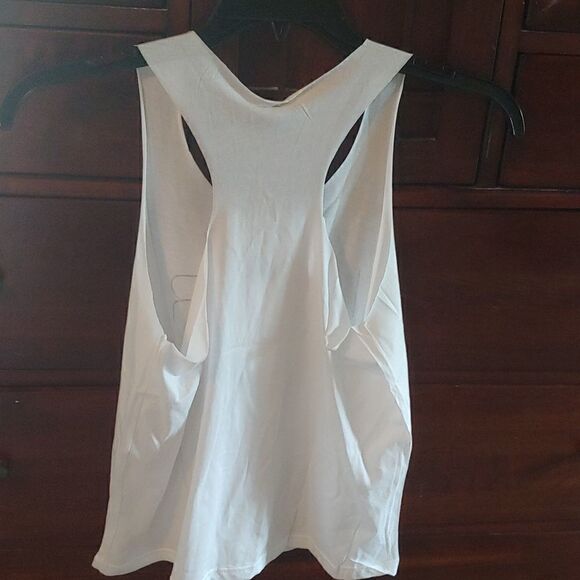 Racer back Shirt. I WEAR KINDNESS Size Small NWT - Picture 4 of 8